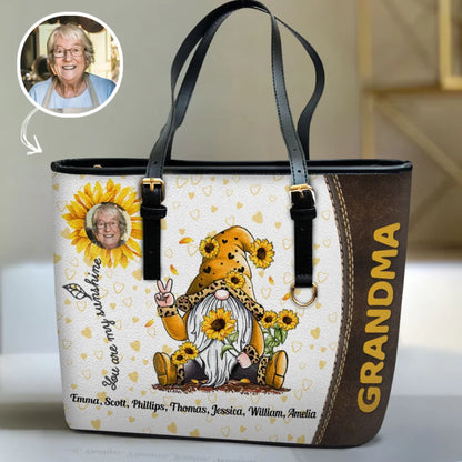 20240219_LEATHER-BUCKET-BAG_GRANDMA_YOU-ARE-MY-SUNSHINE_ARND0014_ADSG069-mk-3
