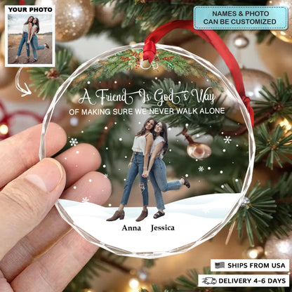 Glass-OR---Friends-We-Never-Walk-Alone--AGC_ADSG122_Mockup_4