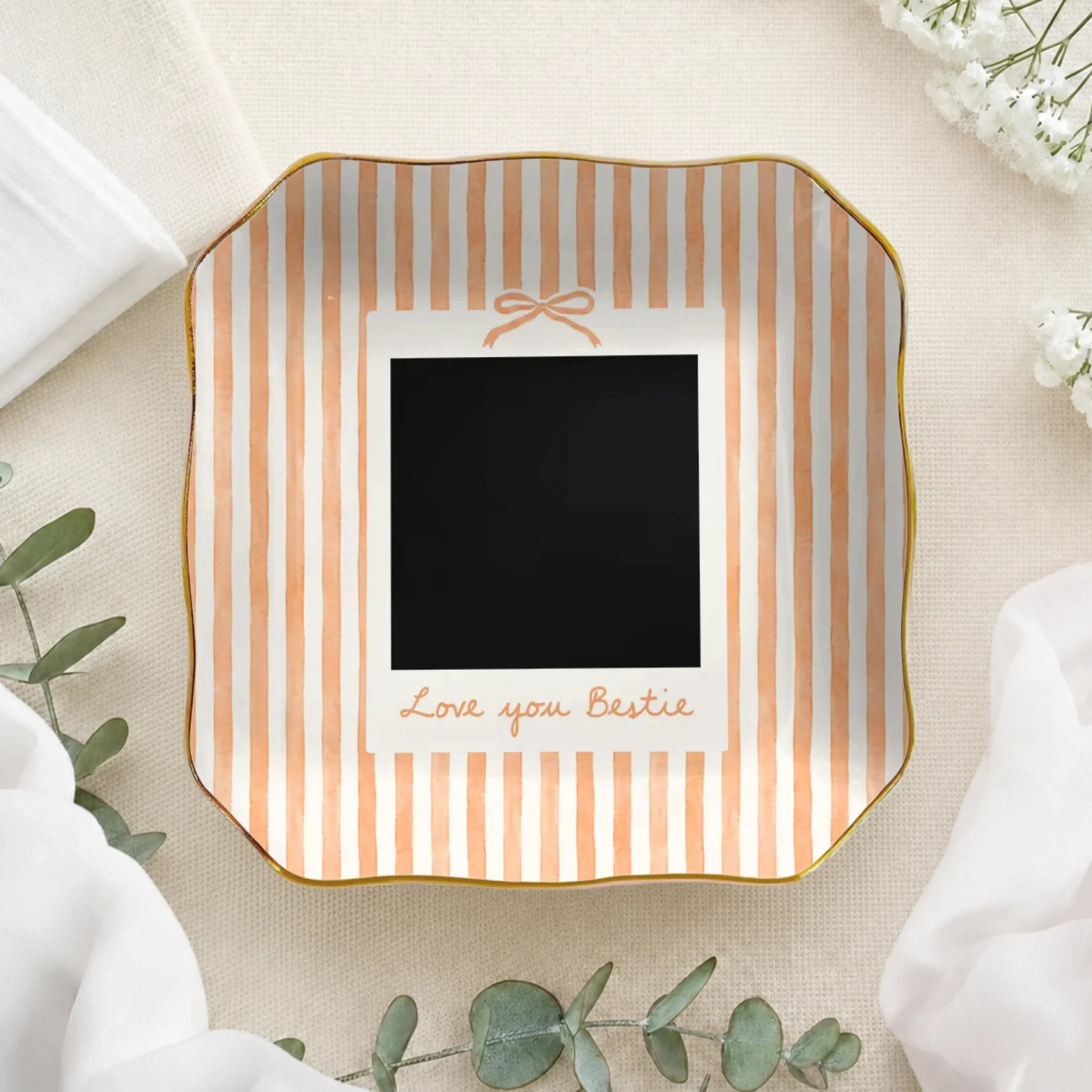Wavy Square 2