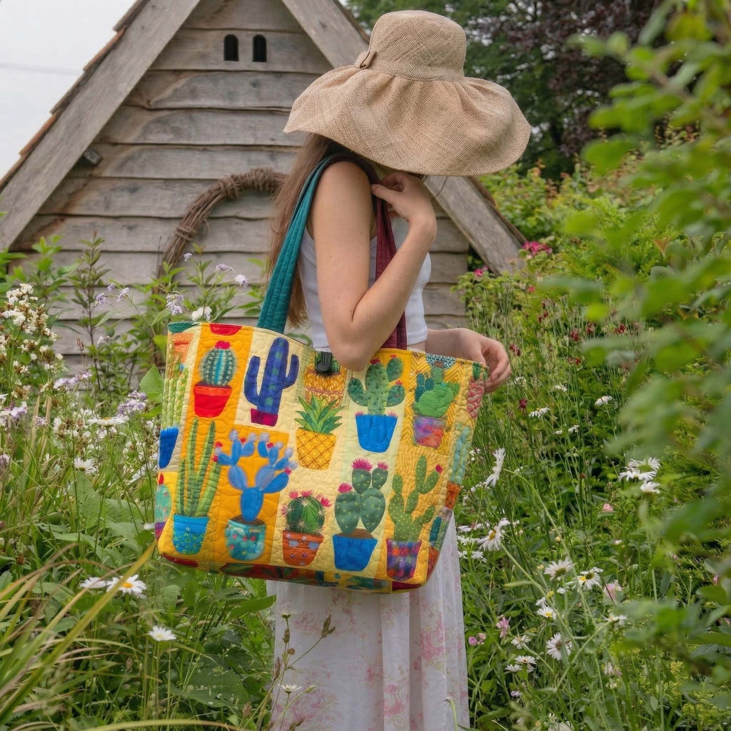 Desert Garden Quilted Classic Tote Bag SN0NT035