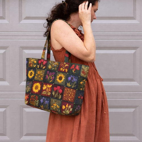 Floral Garden Heirloom Quilted Classic Tote Bag SN0PT013