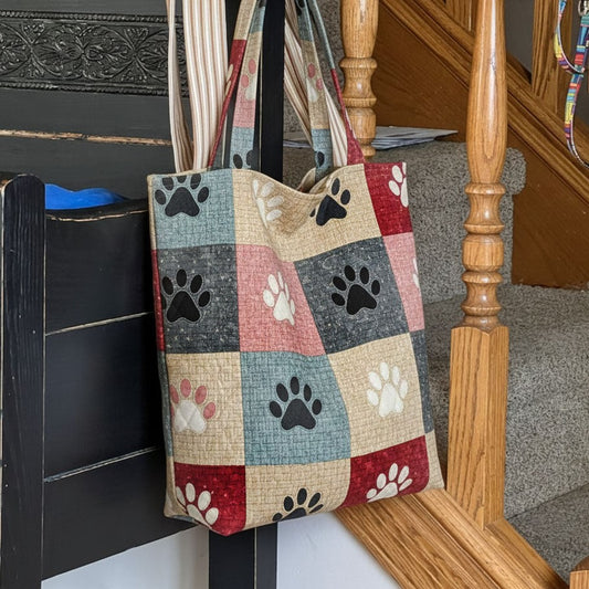 Gentle Paws Haven Quilted Zipper Tote Bag SN0PT003