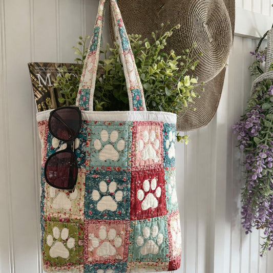 Paws and Petals Quilted Zipper Tote Bag SN0PT006