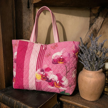 Pink Orchid Reverie Quilted Classic Tote Bag SN0PT015